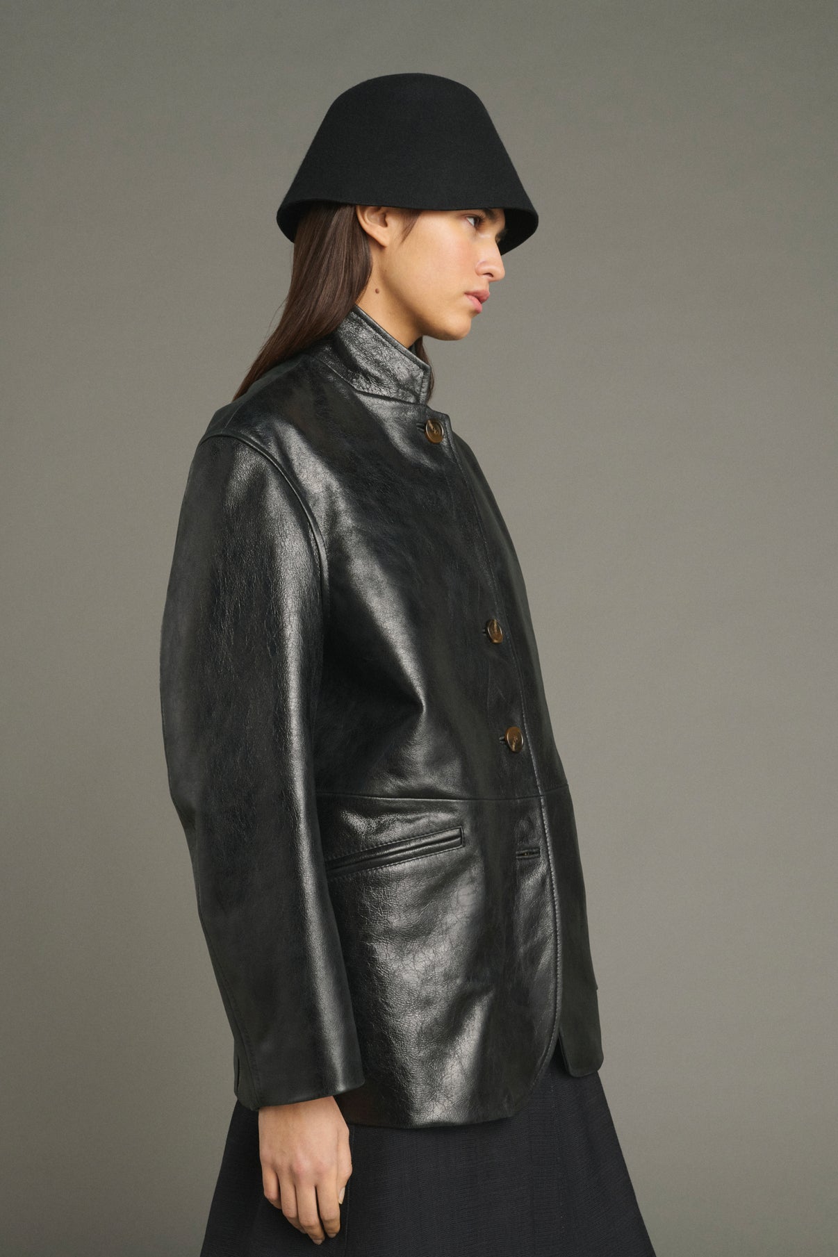 HAT KARRY BLACK vue 2