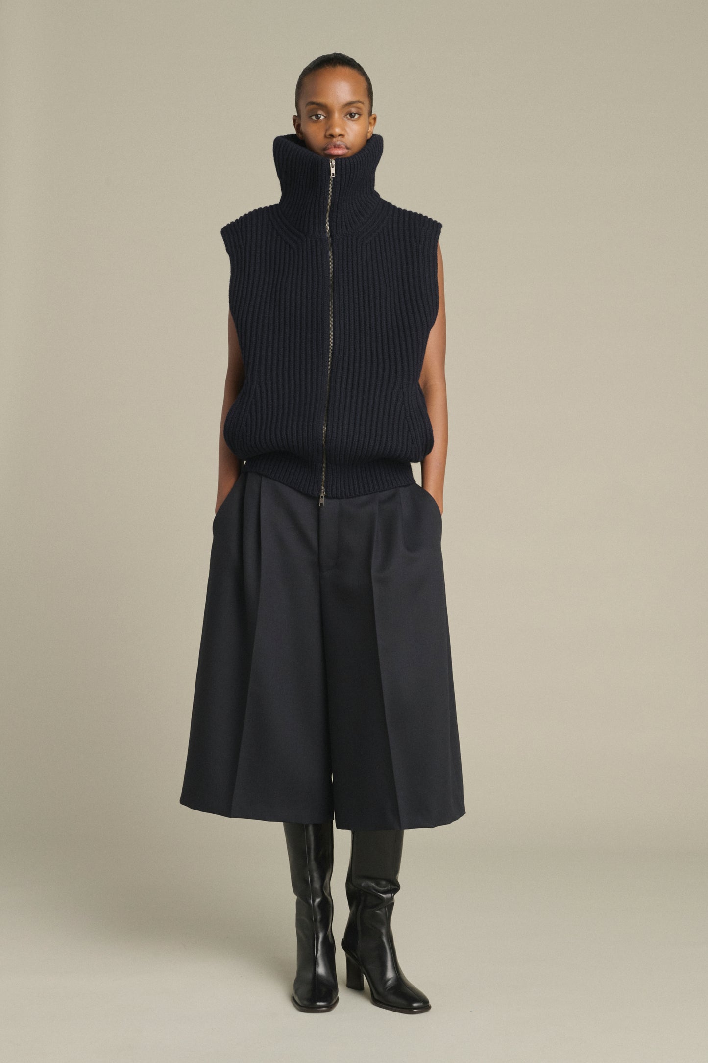 Bermuda Jude - Deep Navy - Laine - Femme