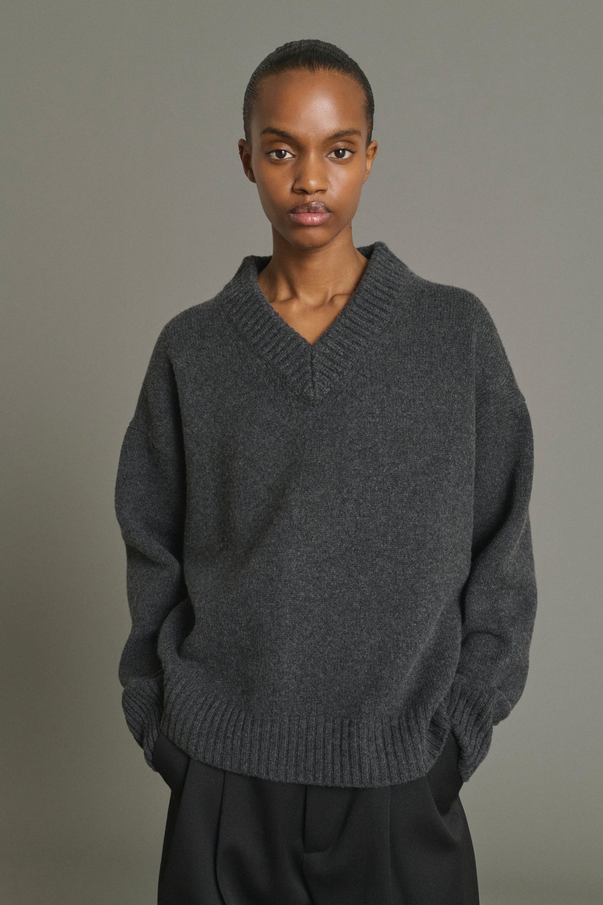 Pull Julie - Gris Anthracite - Laine Mérinos - Femme vue 3