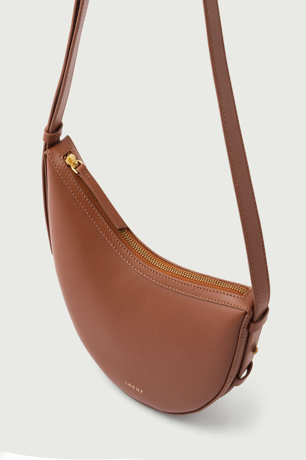 日本未入荷Soeur 上質革製ショルダーバッグ SAC CHERI MINI SEM1620CHERIMIN25SBEI42-